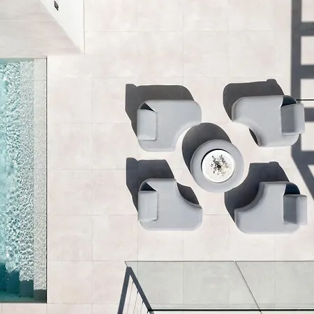 别墅 Luxury Alma Pool, Garden & Parking 马尔韦利亚