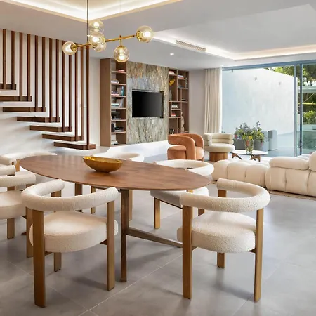 Luxury New Alma- 5bdr, Pool, Garden, Parkin * Marbellac