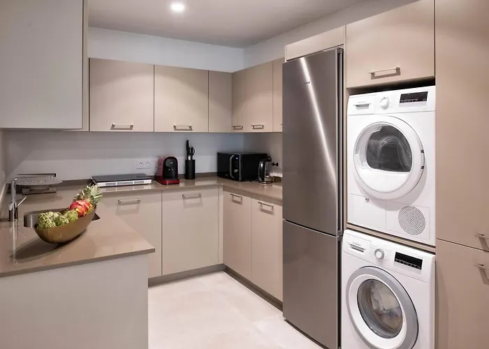 Luxury Alma Pool, Garden & Parking * Marbella