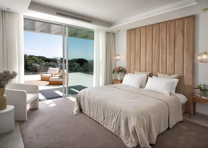 Willa Luxury Alma Pool, Garden & Parking *