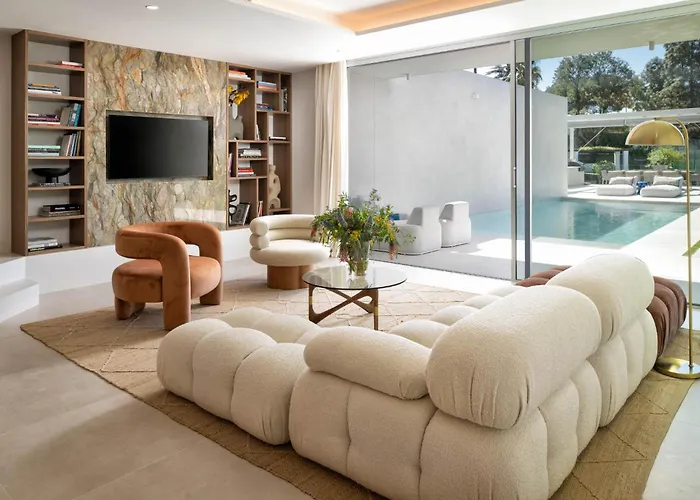 Luxury Alma Pool, Garden & Parking * Marbellac