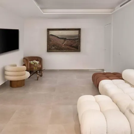 Luxury Alma Pool, Garden & Parking Villa Marbella