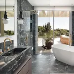 别墅 Luxury Alma Pool, Garden & Parking